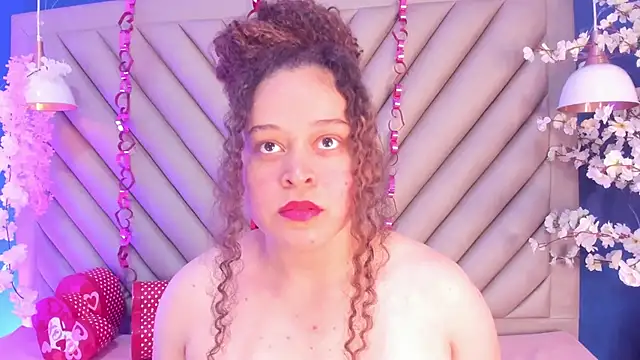 IrinaVoshh  online show from February 19, 2026, 7:21 pm