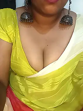 Chinnima143 online show from May 27, 2026, 5:43 pm