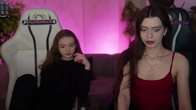 Snapshot of Zlata_Sky chatting on February 1, 2026, 3:43 pm Zlata Sky online show from February 1, 2026, 3:43 pm