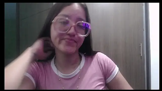 sheryl 25 online show from March 1, 2026, 4:03 am