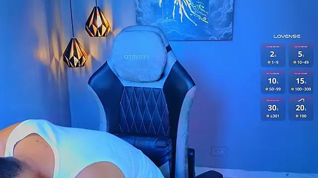 AndresRodriguez1 online show from March 31, 2026, 1:11 pm