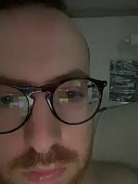Snapshot of io1Elian chatting on June 25, 2026, 3:27 pm io1Elian online show from June 25, 2026, 3:27 pm