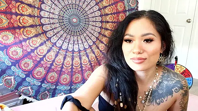 222goddess444you online show from June 4, 2026, 10:49 pm