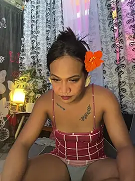 Queen-barbie online show from May 20, 2026, 11:55 pm
