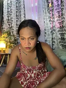 Queen-barbie online show from May 23, 2026, 1:55 am