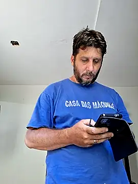 Snapshot of atilaportugalcasado chatting on March 4, 2026, 7:09 pm atilaportugalcasado online show from March 4, 2026, 7:09 pm