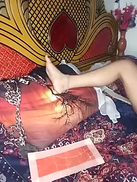 Snapshot of Rotna_begum chatting on May 1, 2026, 5:50 pm Rotna begum online show from May 1, 2026, 5:50 pm