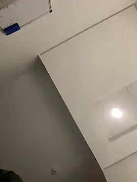 aidick10 online show from February 3, 2026, 4:12 pm