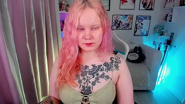 AnnieVibe online show from March 27, 2026, 5:34 pm