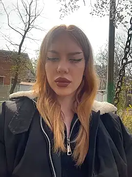 Jean Graay online show from March 25, 2026, 10:10 am