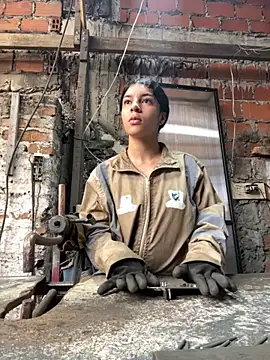 Snapshot of NaniBlossomX chatting on February 11, 2026, 3:28 pm NaniBlossomX online show from February 11, 2026, 3:28 pm