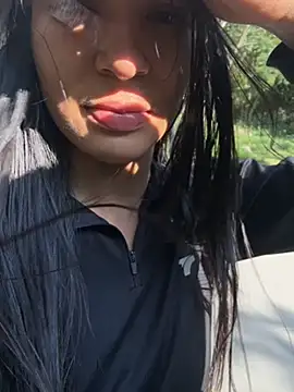 Snapshot of NaniBlossomX chatting on March 14, 2026, 8:36 pm NaniBlossomX online show from March 14, 2026, 8:36 pm