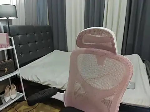 TinyCock Rein online show from April 18, 2026, 5:06 pm