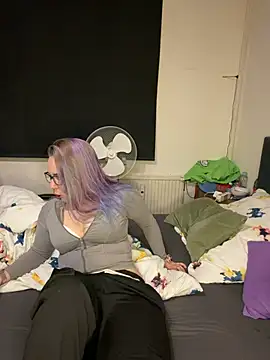 Red desteny online show from March 2, 2026, 6:15 pm