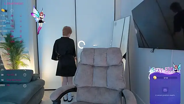 AutumnWhisper online show from February 10, 2026, 9:08 pm