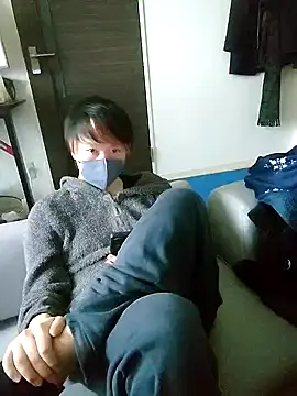 nagi000 go online show from March 6, 2026, 6:43 am