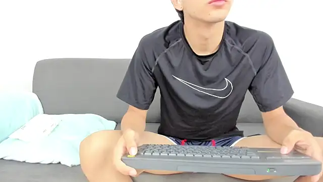 Steerlingxvx online show from February 18, 2026, 2:02 pm