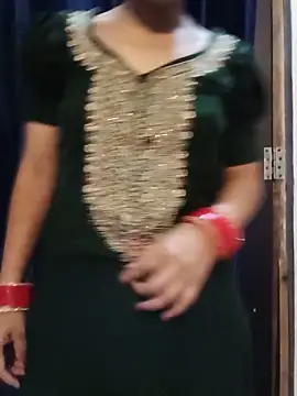 Saxy bhabhi79 online show from May 14, 2026, 4:14 pm