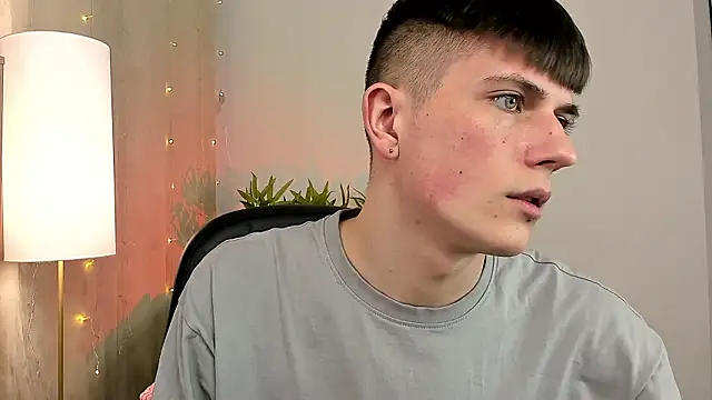 Snapshot of Rony_Joy chatting on February 28, 2026, 8:43 pm Rony Joy online show from February 28, 2026, 8:43 pm