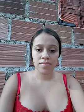 Snapshot of lachiki_plus chatting on June 1, 2026, 11:06 pm lachiki plus online show from June 1, 2026, 11:06 pm