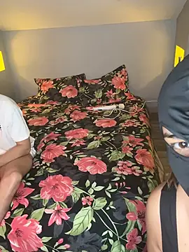 Snapshot of joujou95012 chatting on February 8, 2026, 10:02 pm joujou95012 online show from February 8, 2026, 10:02 pm