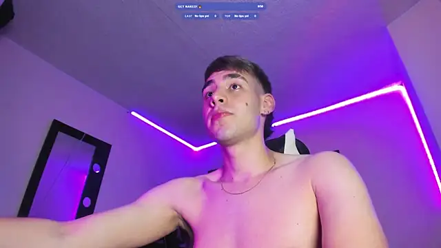 PapiNoha69 online show from March 5, 2026, 2:40 am