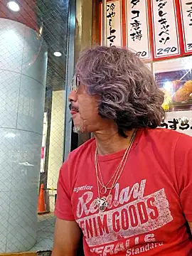 MtaS1 online show from April 19, 2026, 11:20 am