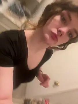 flowergirl88 online show from March 13, 2026, 12:50 am