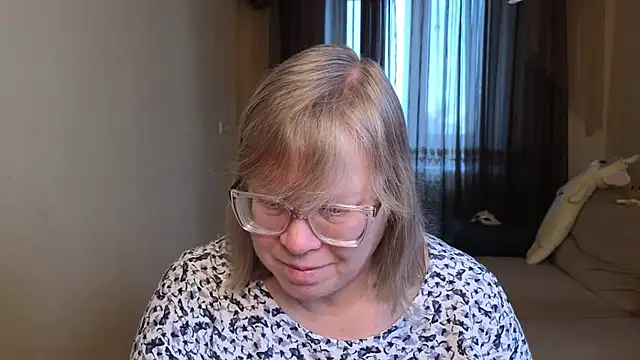 Emma Eclipsee online show from February 21, 2026, 11:33 am