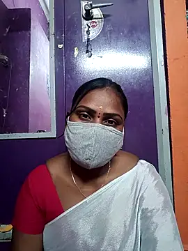 Tamil Hot Nisha online show from April 7, 2026, 5:19 am