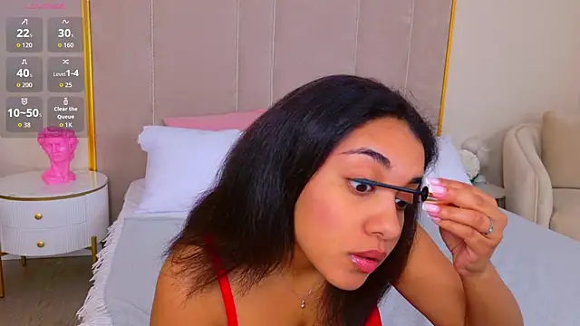 Snapshot of Luna_Cortier chatting on July 23, 2026, 5:27 am Luna Cortier online show from July 23, 2026, 5:27 am