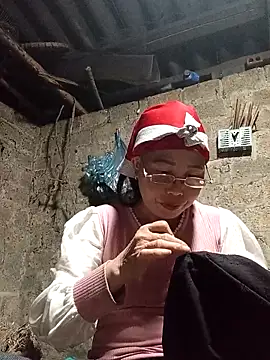 lena-cute online show from February 26, 2026, 12:37 pm