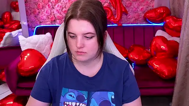 KristiFoxy online show from February 11, 2026, 2:22 pm