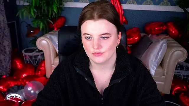 KristiFoxy online show from February 12, 2026, 1:28 pm