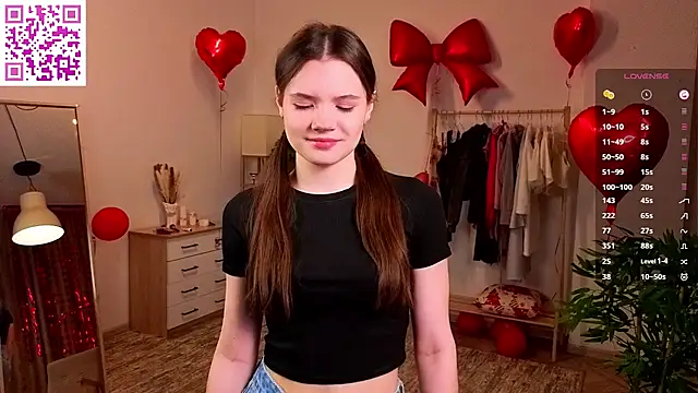 Snapshot of MirthaZien chatting on February 20, 2026, 1:02 am MirthaZien online show from February 20, 2026, 1:02 am