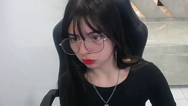 elizabeth t  online show from February 22, 2026, 12:36 pm