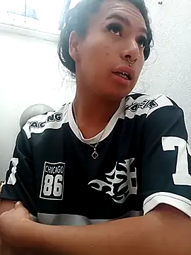 MeelFox online show from April 1, 2026, 12:17 pm