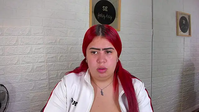 sofierouseS online show from February 11, 2026, 12:32 pm