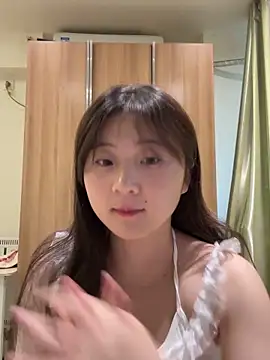 LXR77887 online show from April 13, 2026, 8:20 am