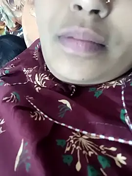 Maturecouple225 online show from February 10, 2026, 3:27 pm