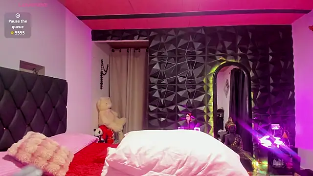 LINDA BLER online show from February 6, 2026, 1:32 am