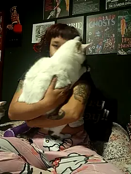 GingerLara online show from March 4, 2026, 1:55 am