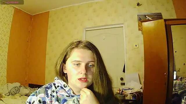 Miss Iriss online show from March 3, 2026, 6:03 pm