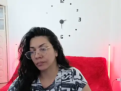 johana collins online show from March 5, 2026, 6:48 pm