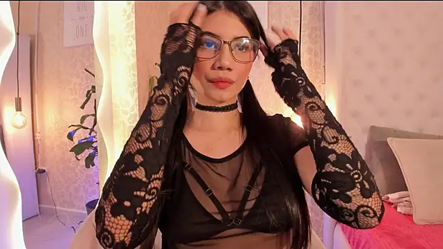 Pikayle online show from April 7, 2026, 10:53 pm