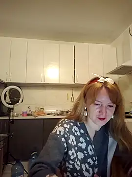 Snapshot of LanaBananaa_ chatting on February 26, 2026, 10:20 pm LanaBananaa online show from February 26, 2026, 10:20 pm