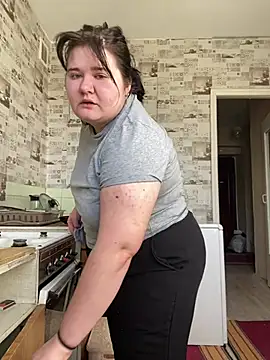 AngelKiras online show from February 28, 2026, 7:53 am