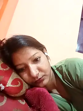 Snapshot of Ayesharani1 chatting on April 14, 2026, 10:43 am Ayesharani1 online show from April 14, 2026, 10:43 am