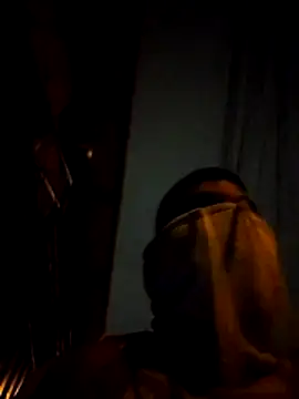 Snapshot of thom_1 chatting on June 19, 2026, 10:41 am thom 1 online show from June 19, 2026, 10:41 am