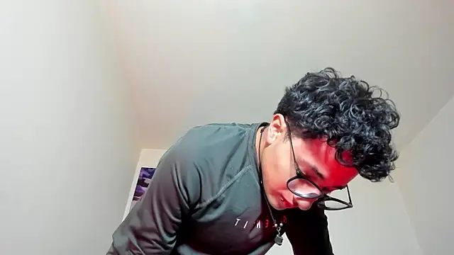 Adonibaskerville4 online show from April 12, 2026, 1:49 pm